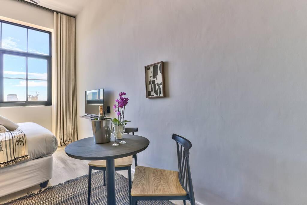 Apartamento Trendy, Urban Living At The Harri W/ Views & Wifi
