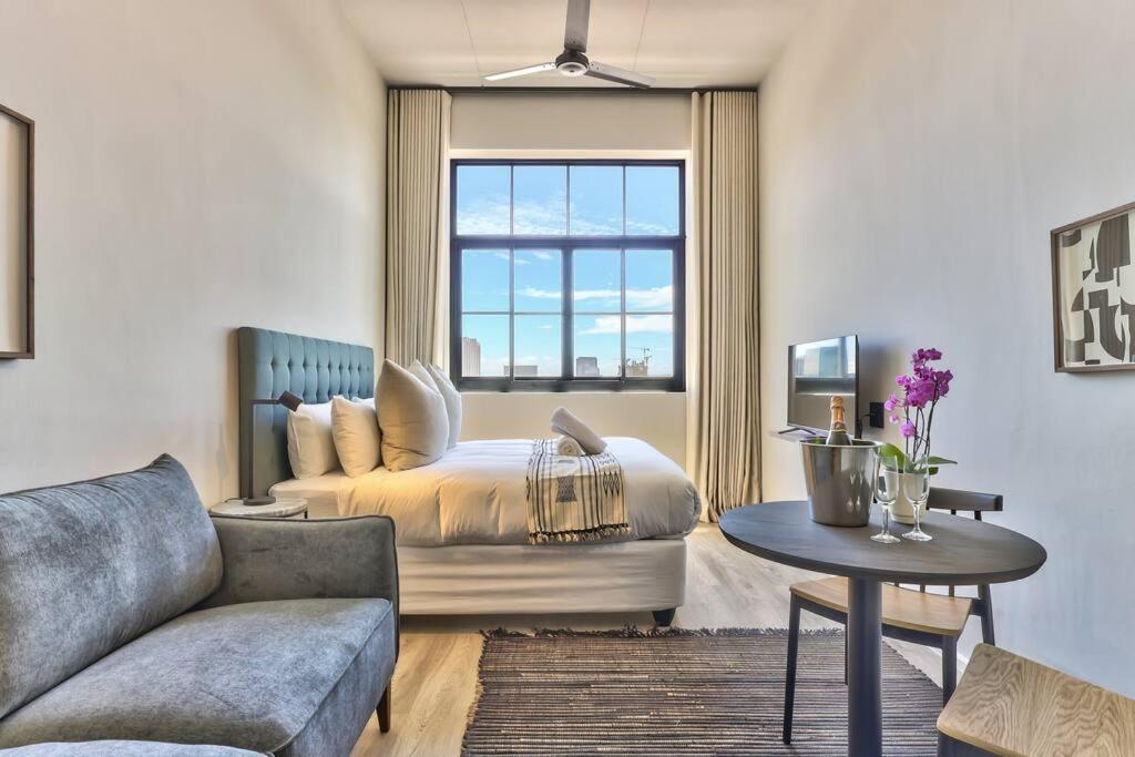 Trendy, Urban Living At The Harri W/ Views & Wifi Apartamento
