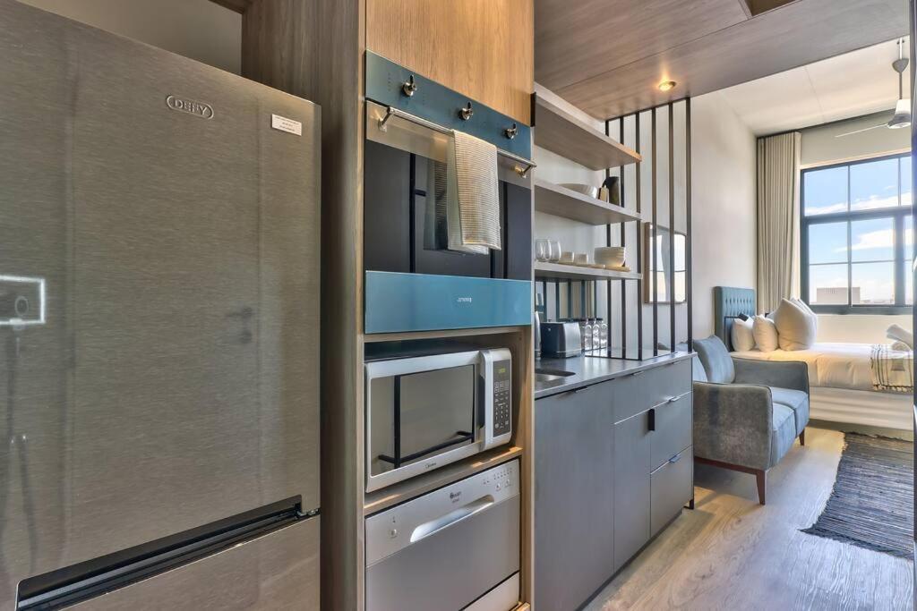 Trendy, Urban Living At The Harri W/ Views & Wifi Cidade Do Cabo